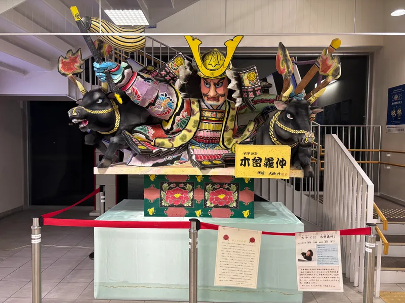 フェリーターミナルのねぶた展示